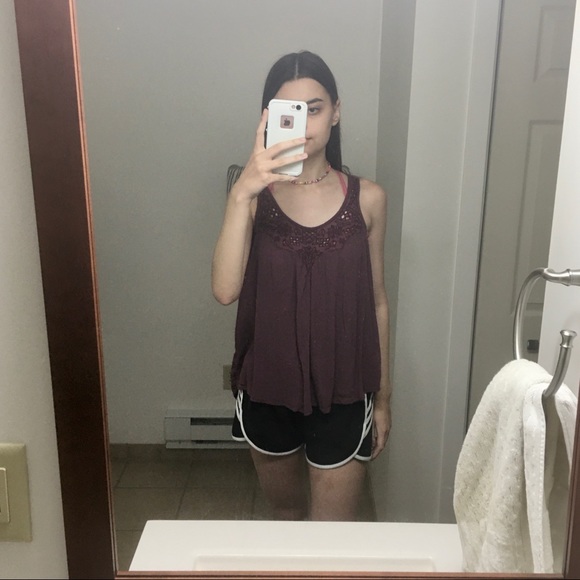american eagle flowy tank top - Picture 3 of 4